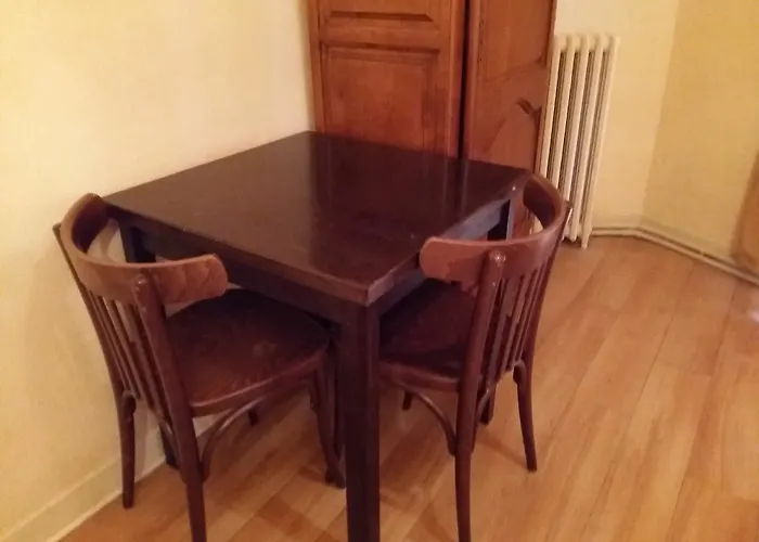 Hotel Du Metro Paris