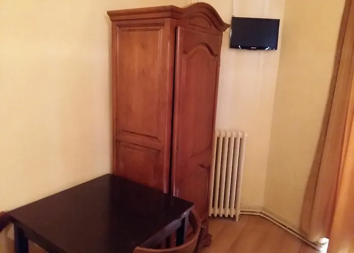 Du Metro ホテル 3*