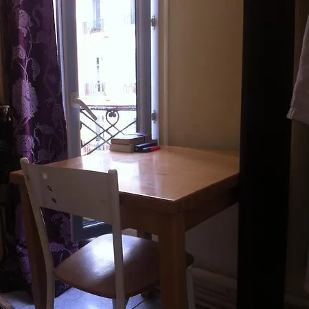 מלון Du Metro פריז