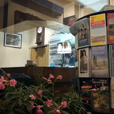 Du Metro מלון פריז